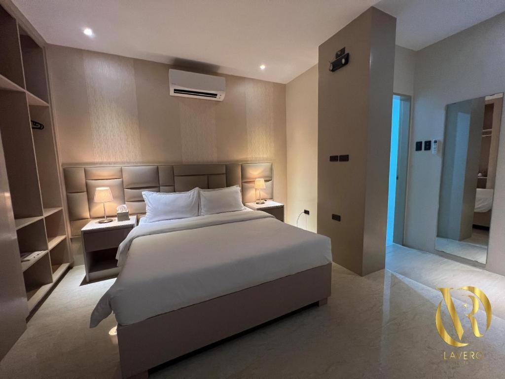 Lavero Suites Kalibo Exterior foto