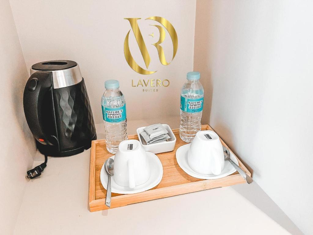 Lavero Suites Kalibo Exterior foto